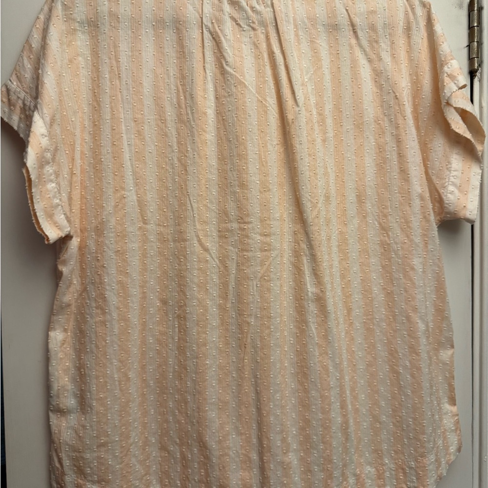 Universal Thread Light Cream Textured Blouse - Picture 2 of 4